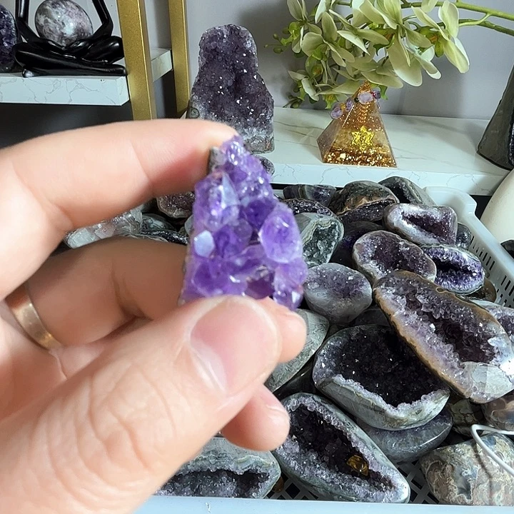 水晶8888888888未镶嵌j***?