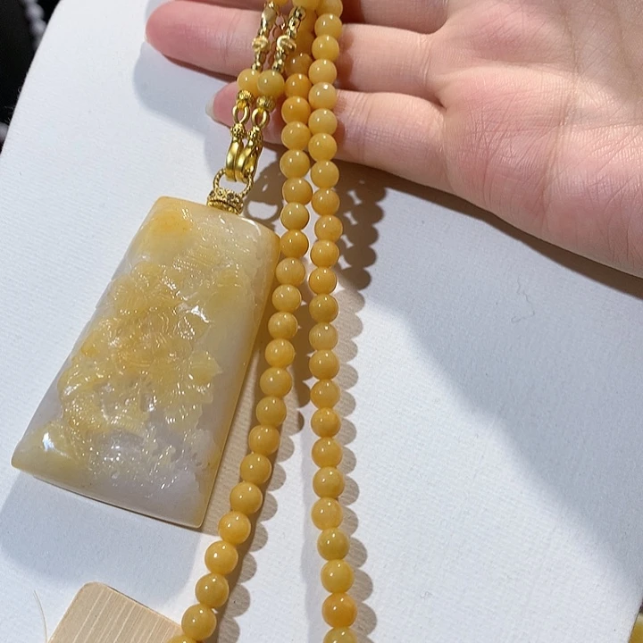 翡翠未镶嵌颈饰翡翠吊坠