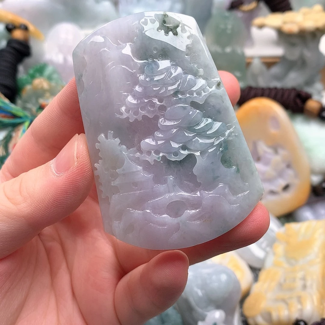 吊坠(不含链)未镶嵌翡翠