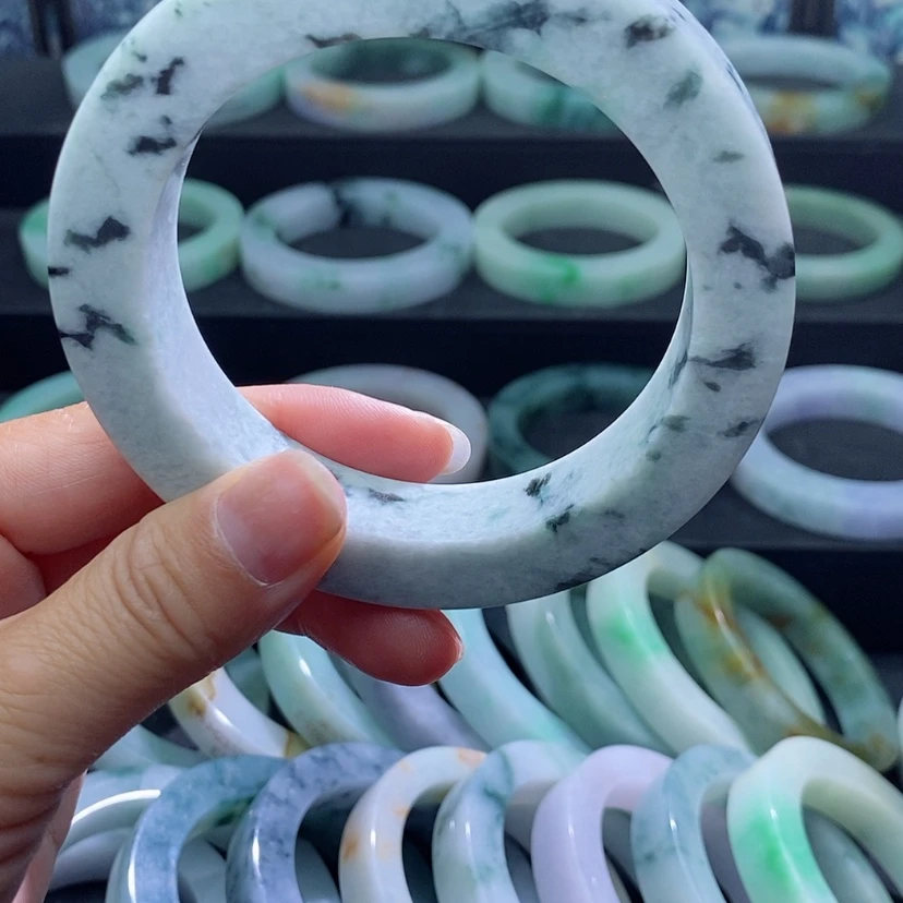 【闪购商品】定制翡翠手镯未镶嵌f****阳