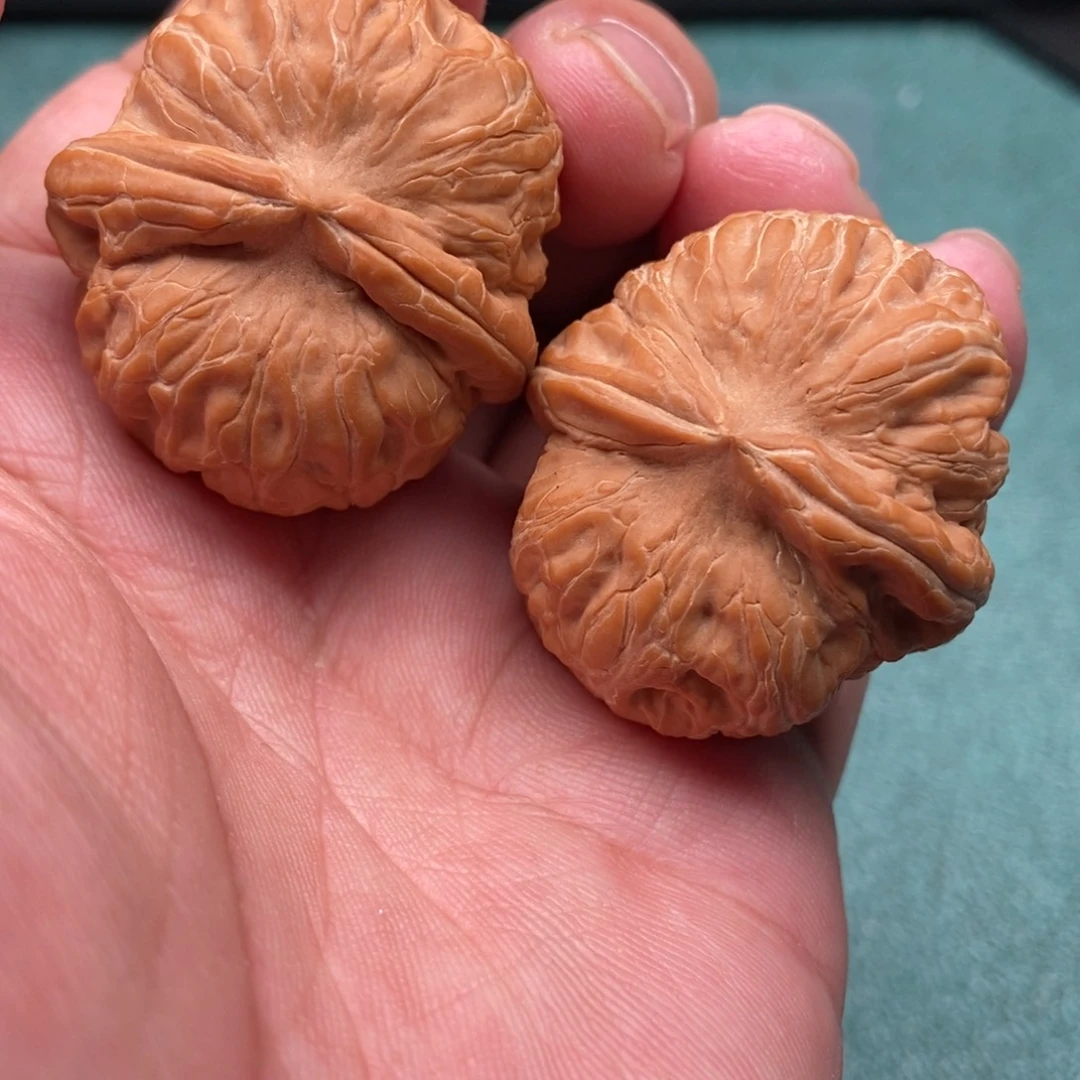 文玩核桃吊坠平谷元宝