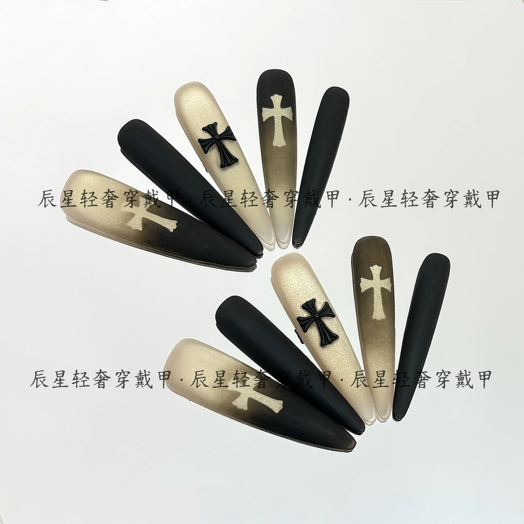 金曜丨黑金哑光猫眼穿戴甲克罗心穿戴甲超长细狗穿戴甲手工穿戴甲