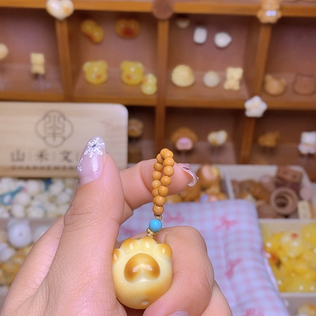 吊坠猴头核桃猫爪提溜