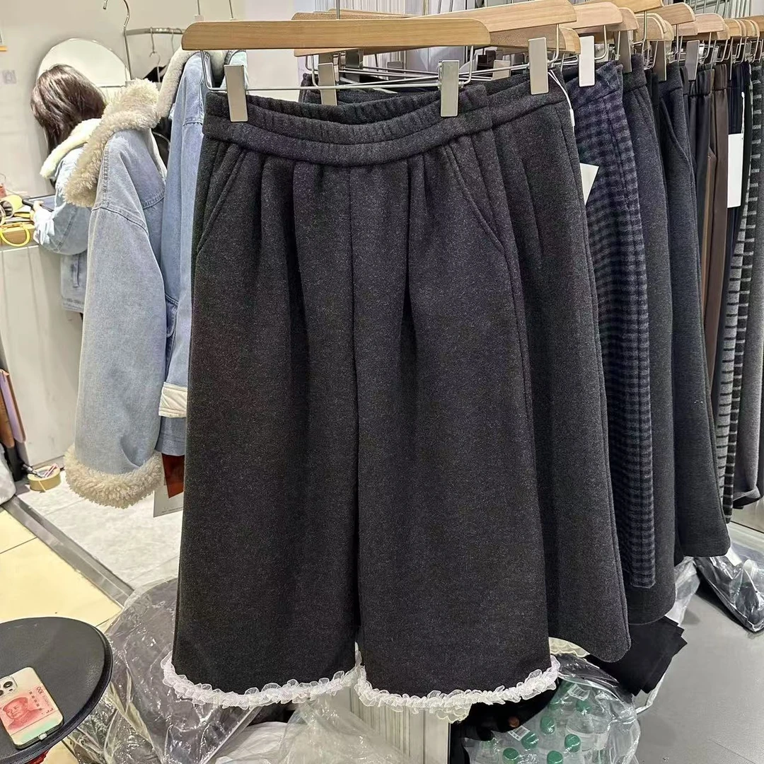 1938最近风很大的 下摆蕾丝边加绒高腰阔腿裤