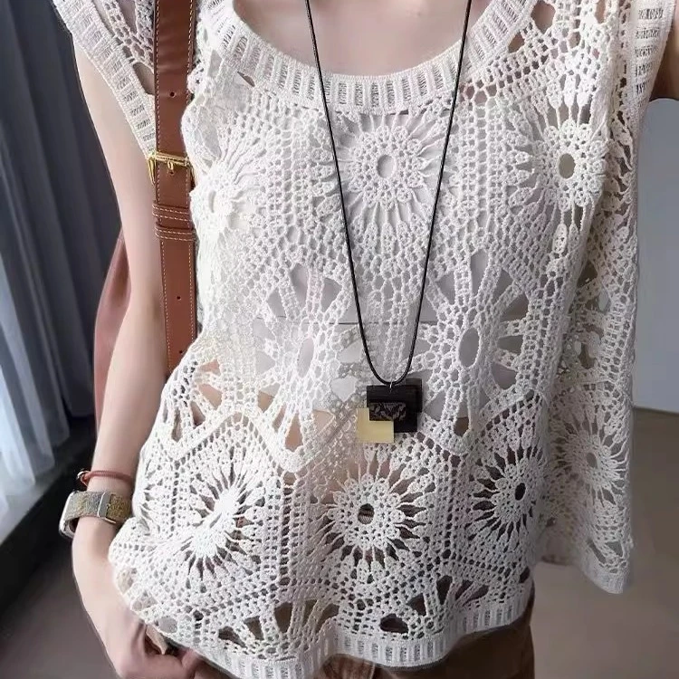 韩系钩花镂空无袖针织衫女夏季2025年新款休闲度假风外穿罩衫上衣