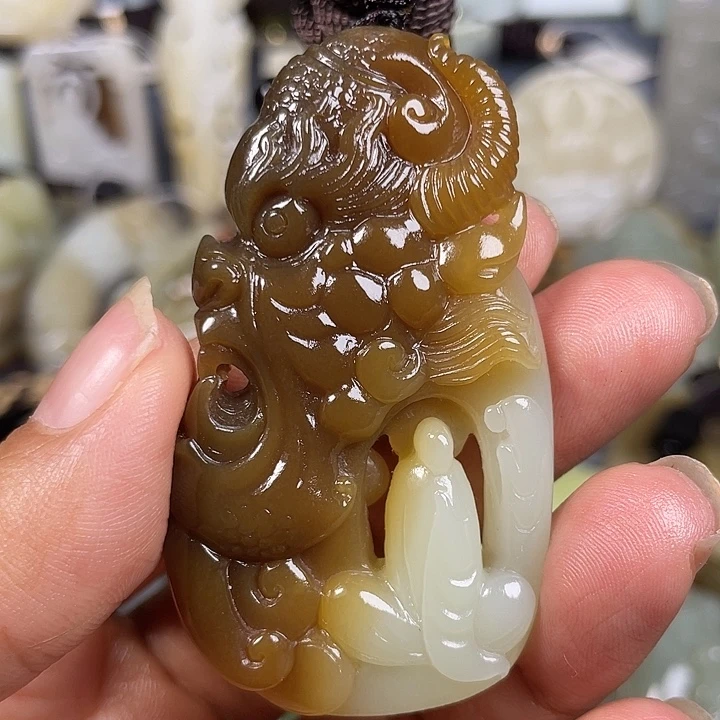颈饰未镶嵌和田玉