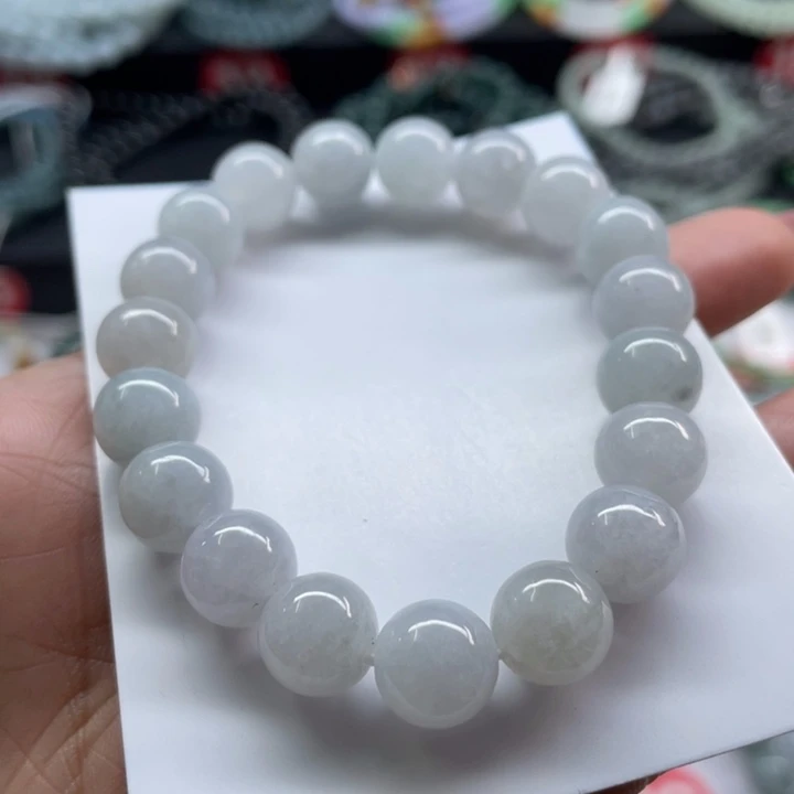 翡翠手链未镶嵌卡10有小纹