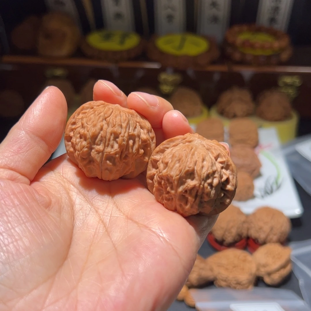 盒***盒把件文玩核桃玄天珠