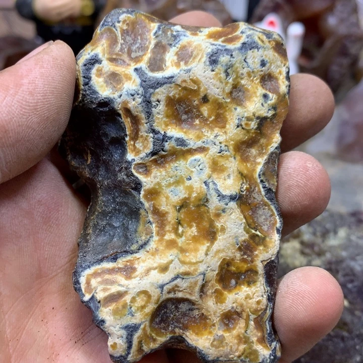 玛瑙/玉髓原石未镶嵌格**创