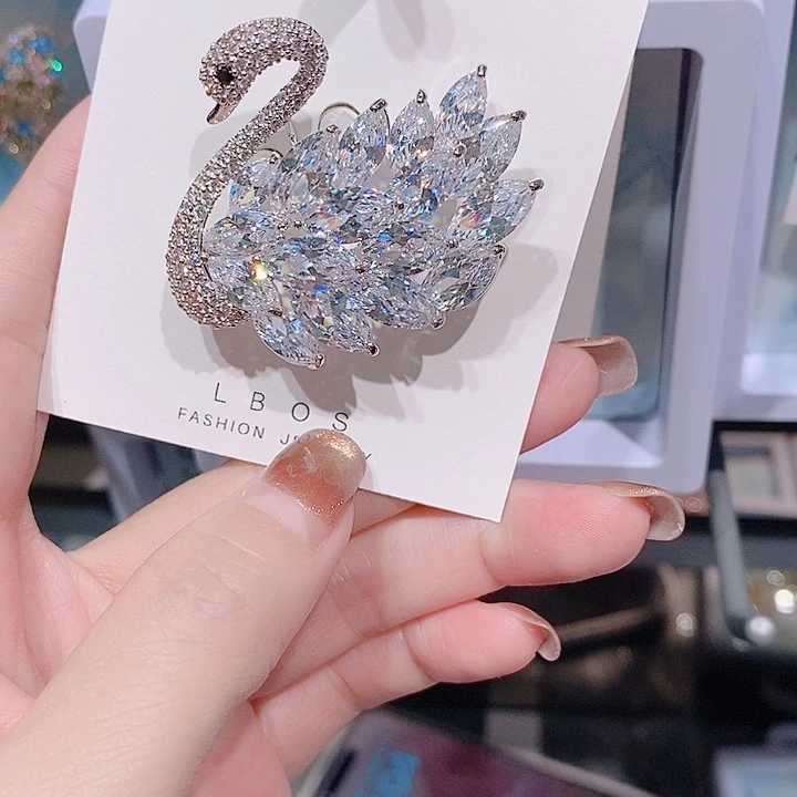 锆石铜合金奢华天鹅胸针 经典款