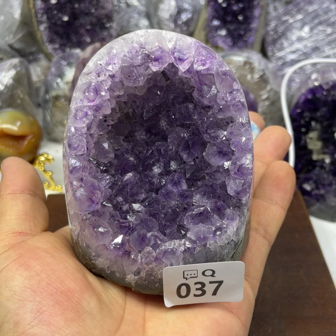 未镶嵌大型摆件（非配饰）水晶
