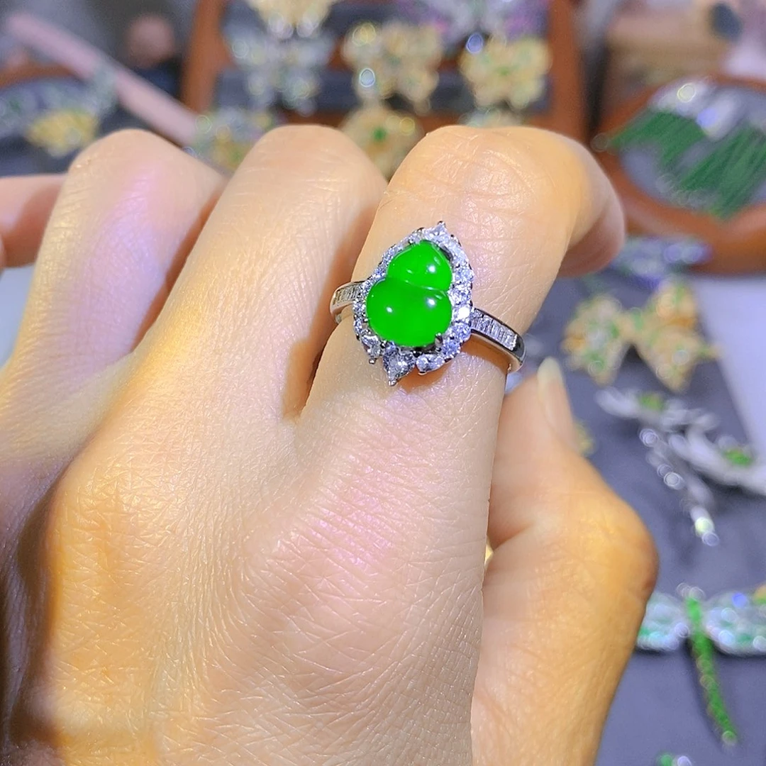 颈饰银S925镶嵌翡翠