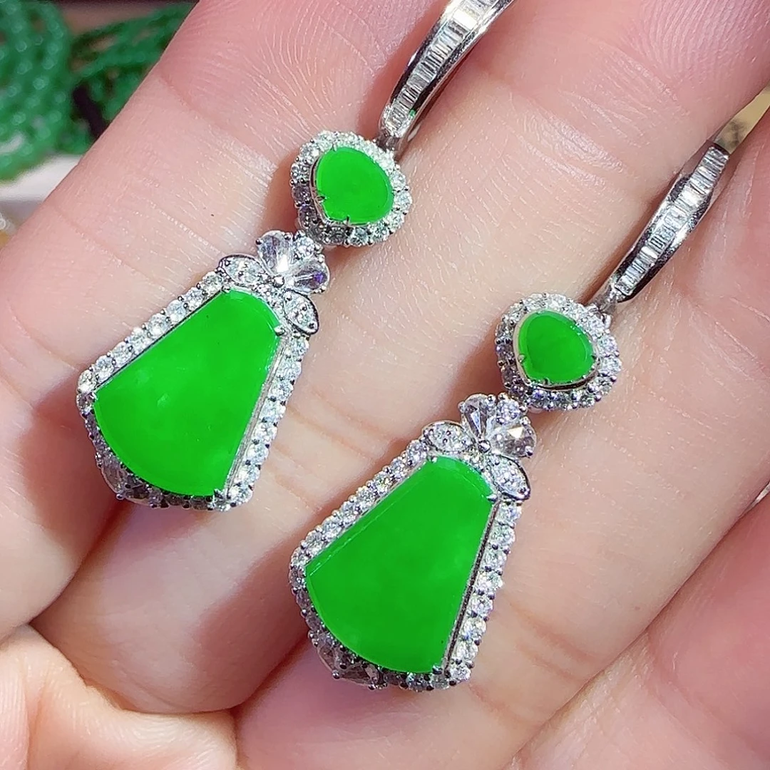 翡翠18K金镶嵌耳环