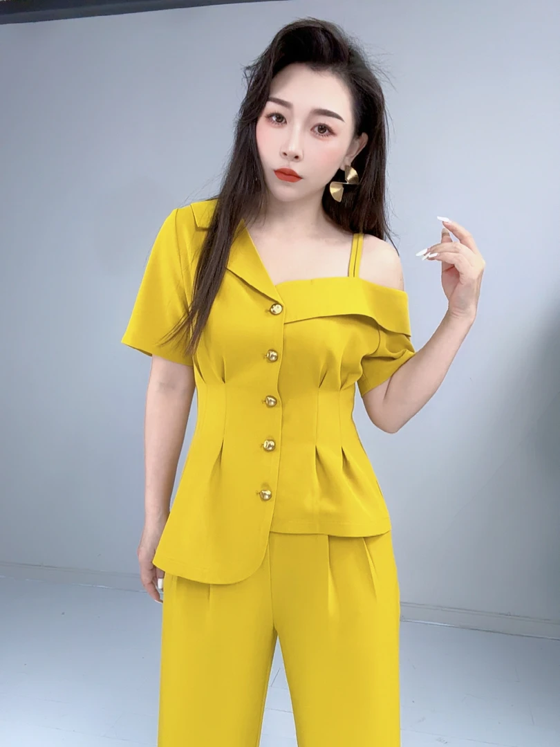 B32【送裤子】时尚轻奢气质西服套装休闲设计感1
