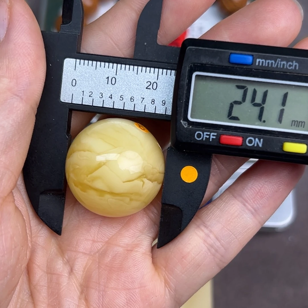 未镶嵌琥珀裸石蜜蜡133