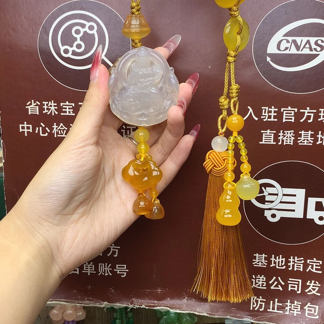 荷***叶玛瑙/玉髓未镶嵌车挂