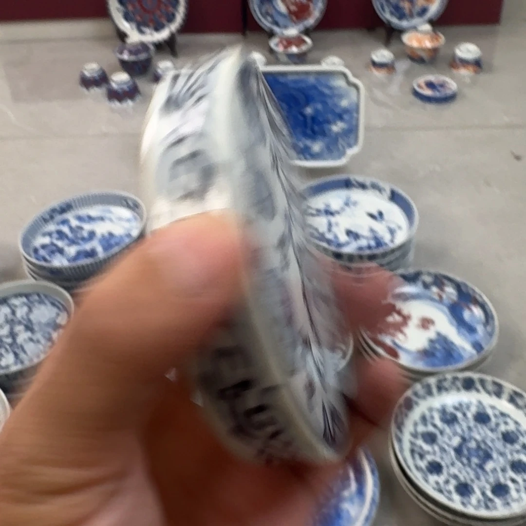 杯青花穿云龙盖置