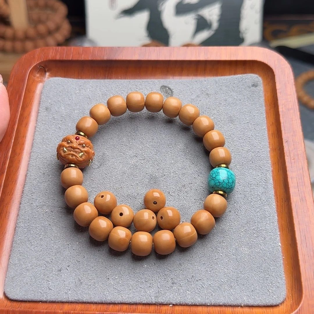 猴头核桃吊坠微瑕老型9.6