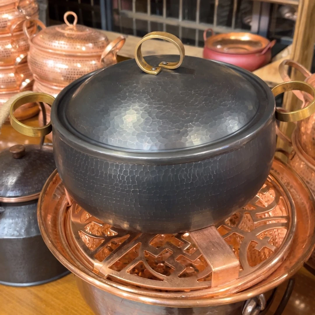 复古24厚锅手工锻打工艺