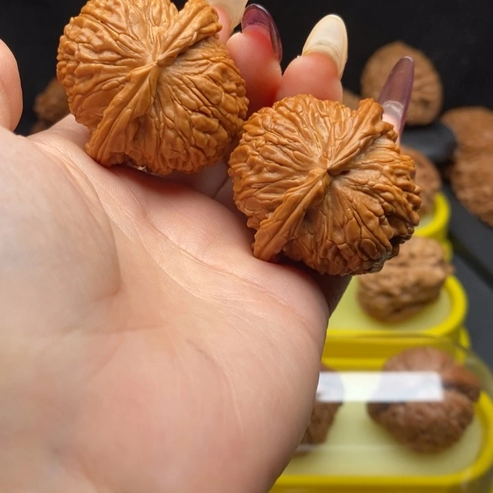 把件文玩核桃狮子头