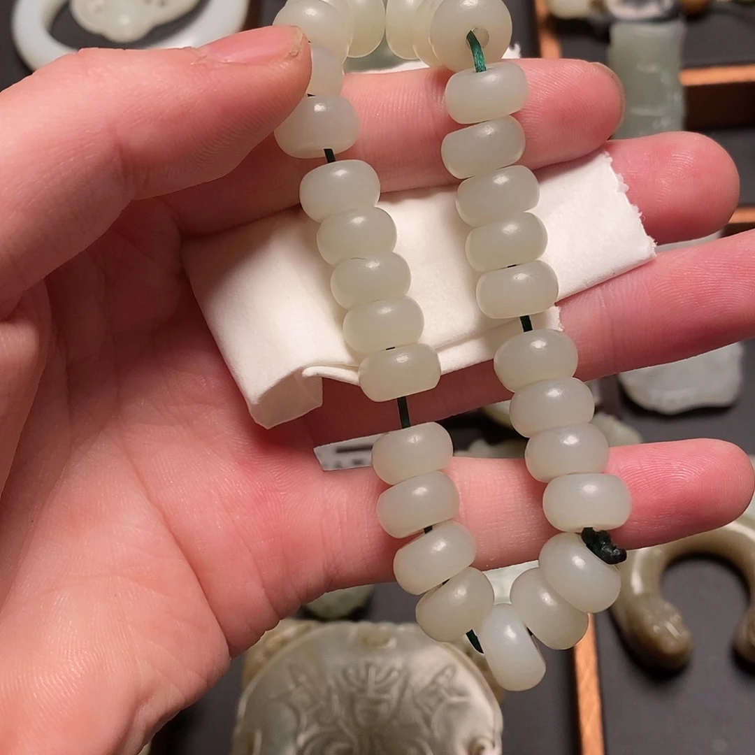 煙***心和田玉未镶嵌挂件