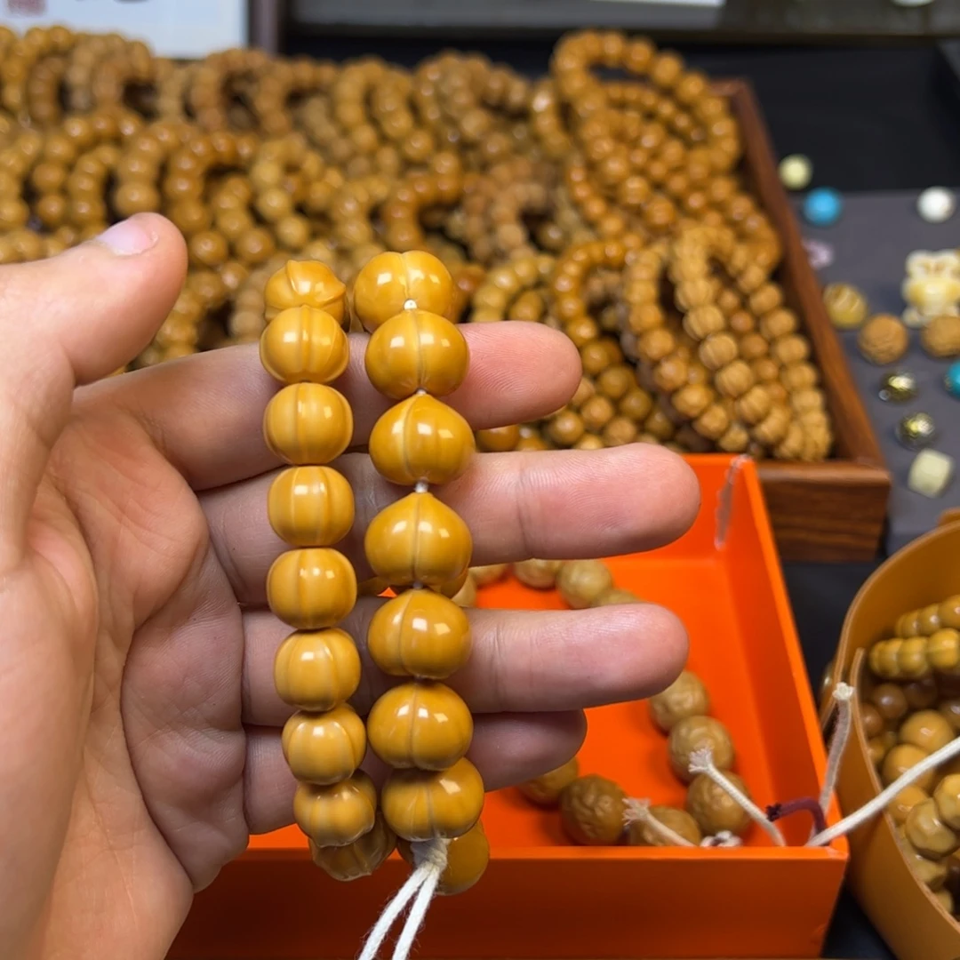 吊坠猴头核桃全品大鲨鱼and柯基屁屁