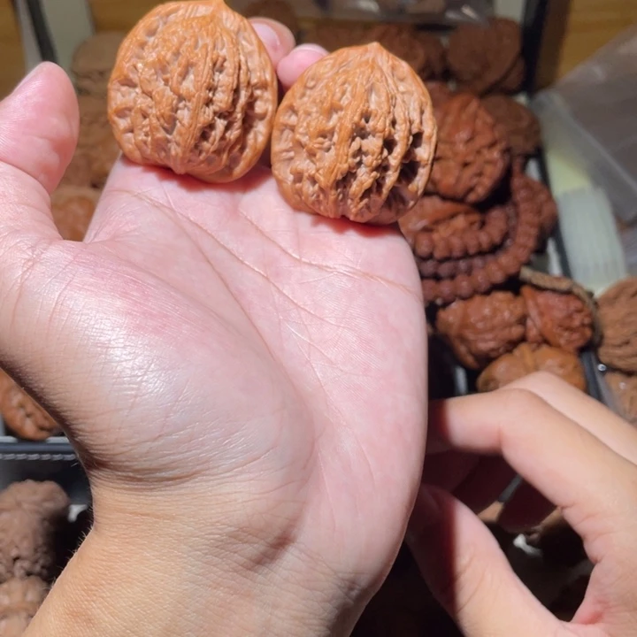偏***执39尺寸蓟县骨头狮子头
