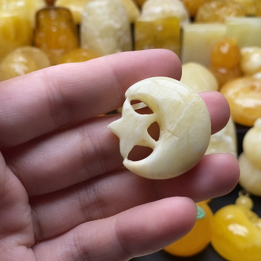 琥珀颈饰未镶嵌琥珀蜜蜡吊坠