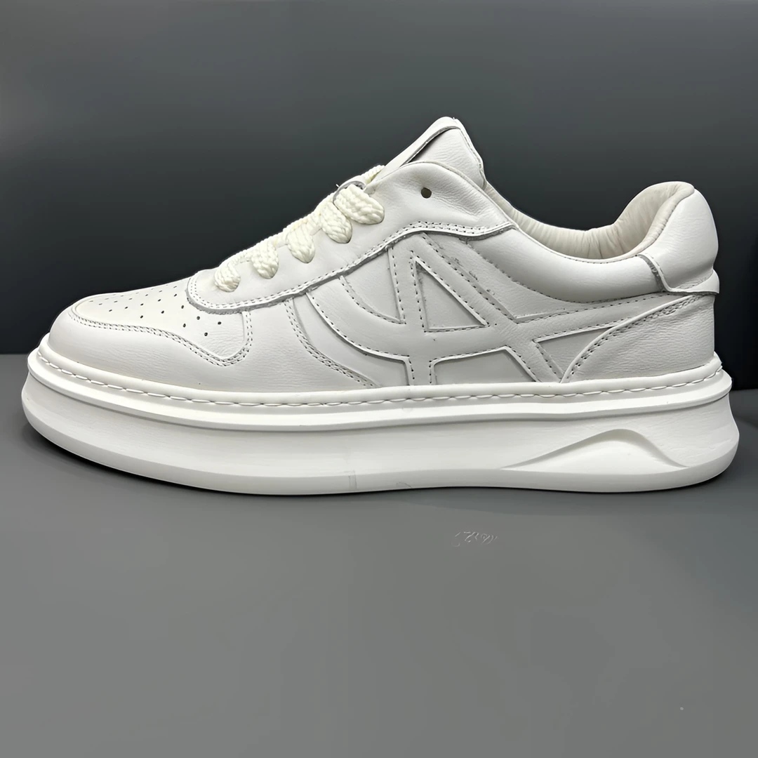 2025春夏新款百搭时尚韩版舒适不累脚运动休闲小白鞋男鞋