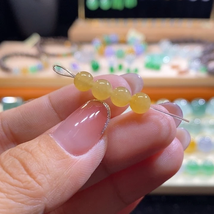 翡翠未镶嵌吊坠(不含链)翡翠冰黄珠（随机发一个）