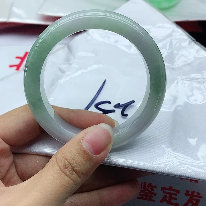 未镶嵌手镯翡翠10302