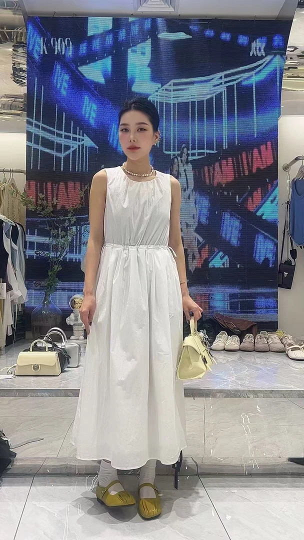 KM-夏季时尚款纯色简约风无袖连衣裙6209