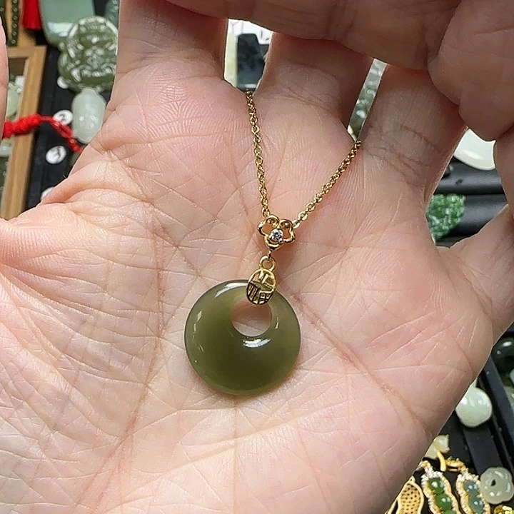 颈饰银S925镶嵌和田玉