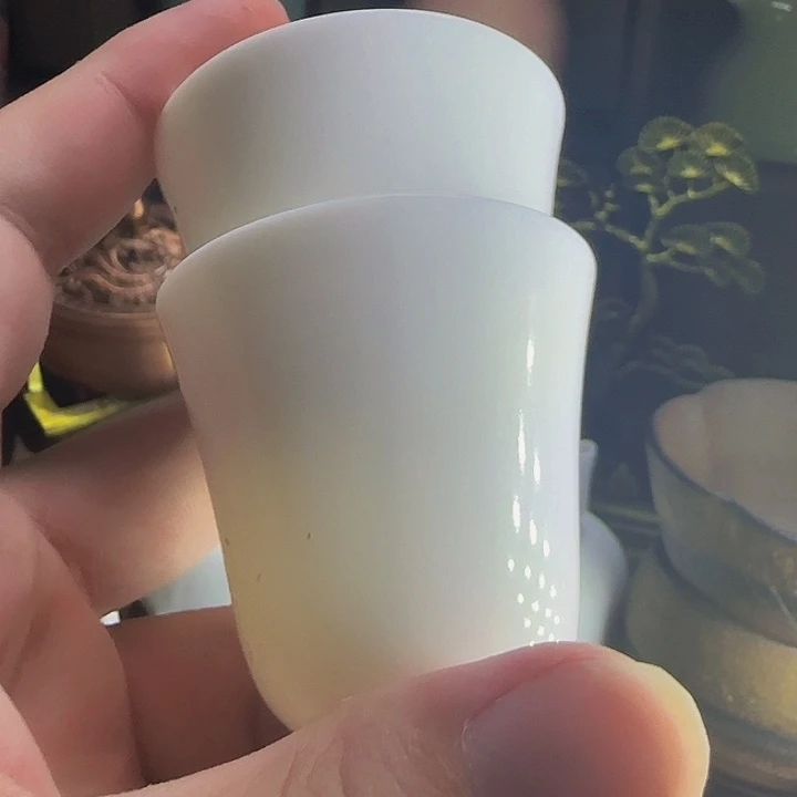 钢化玻璃羊脂玉白瓷