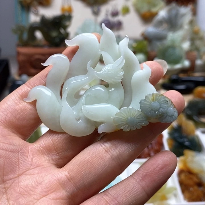 未镶嵌蛇纹石玉颈饰
