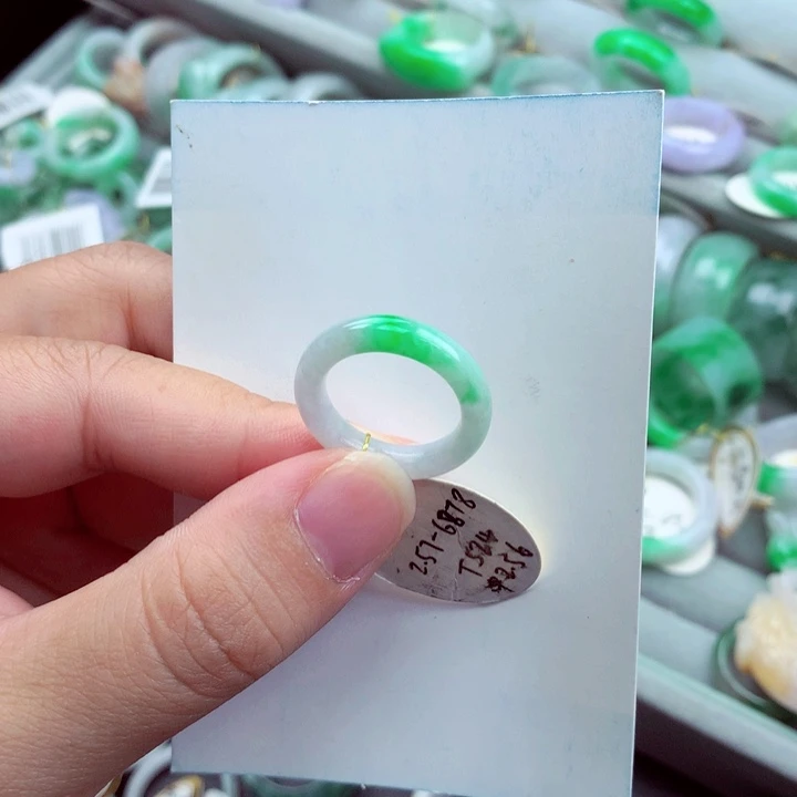 翡翠未镶嵌戒指10号