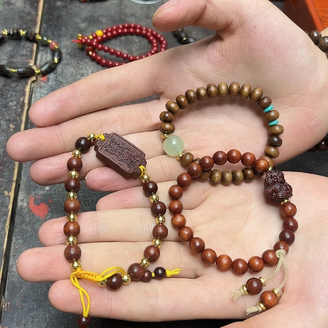 大叶紫檀（黑酸枝木类）