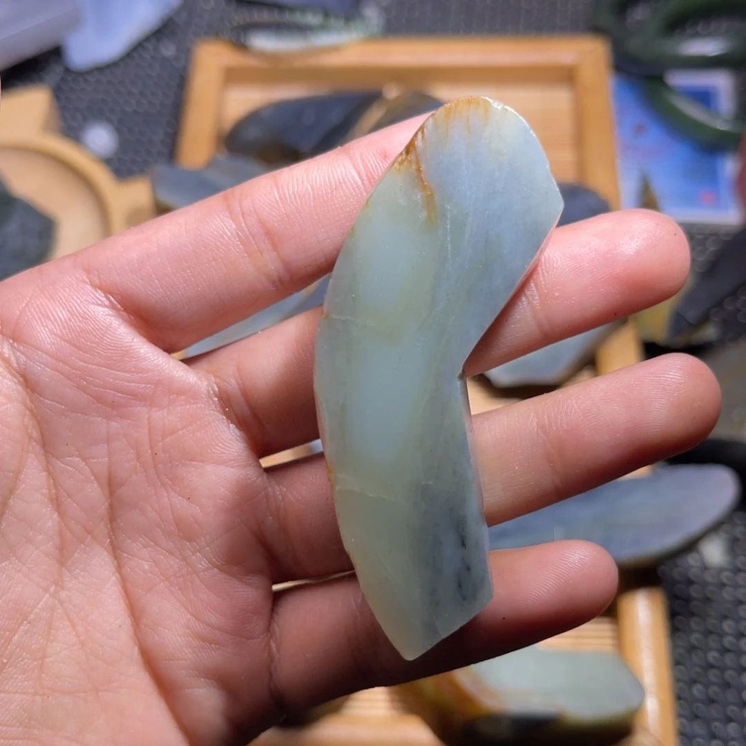 未镶嵌和田玉（糖玉）车挂