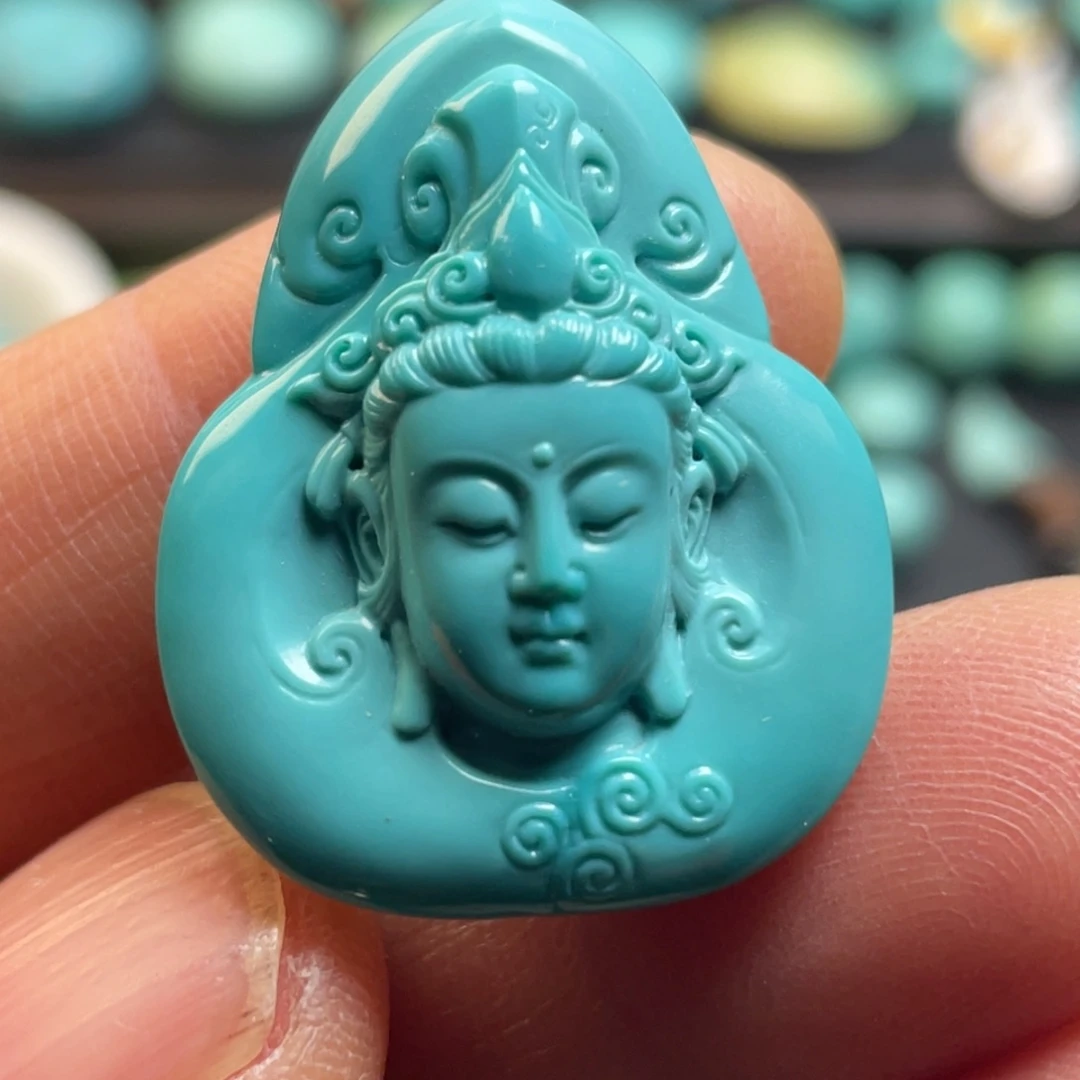 绿松石未镶嵌颈饰