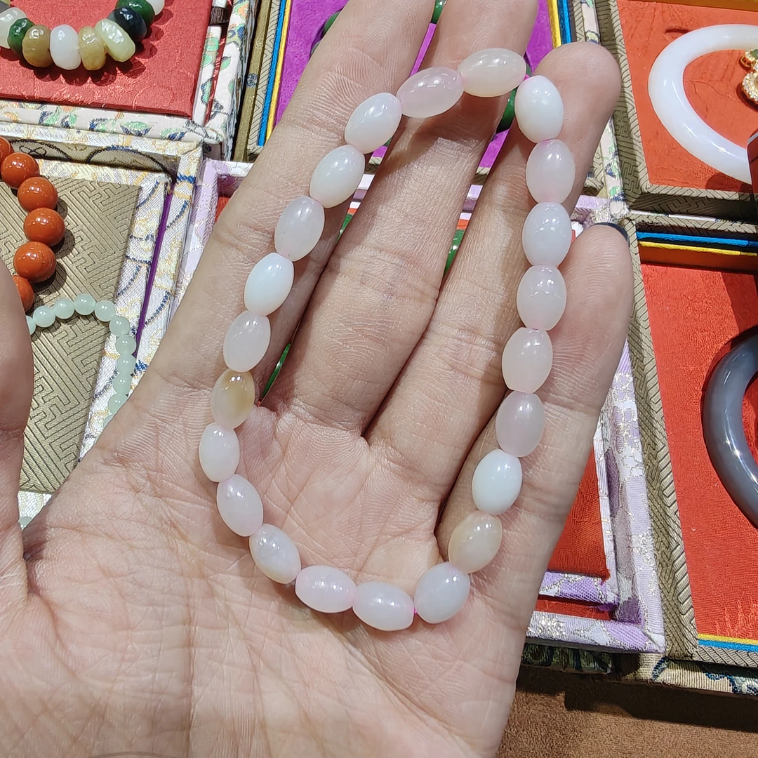 天然和田玉单圈玉珠子女士手串