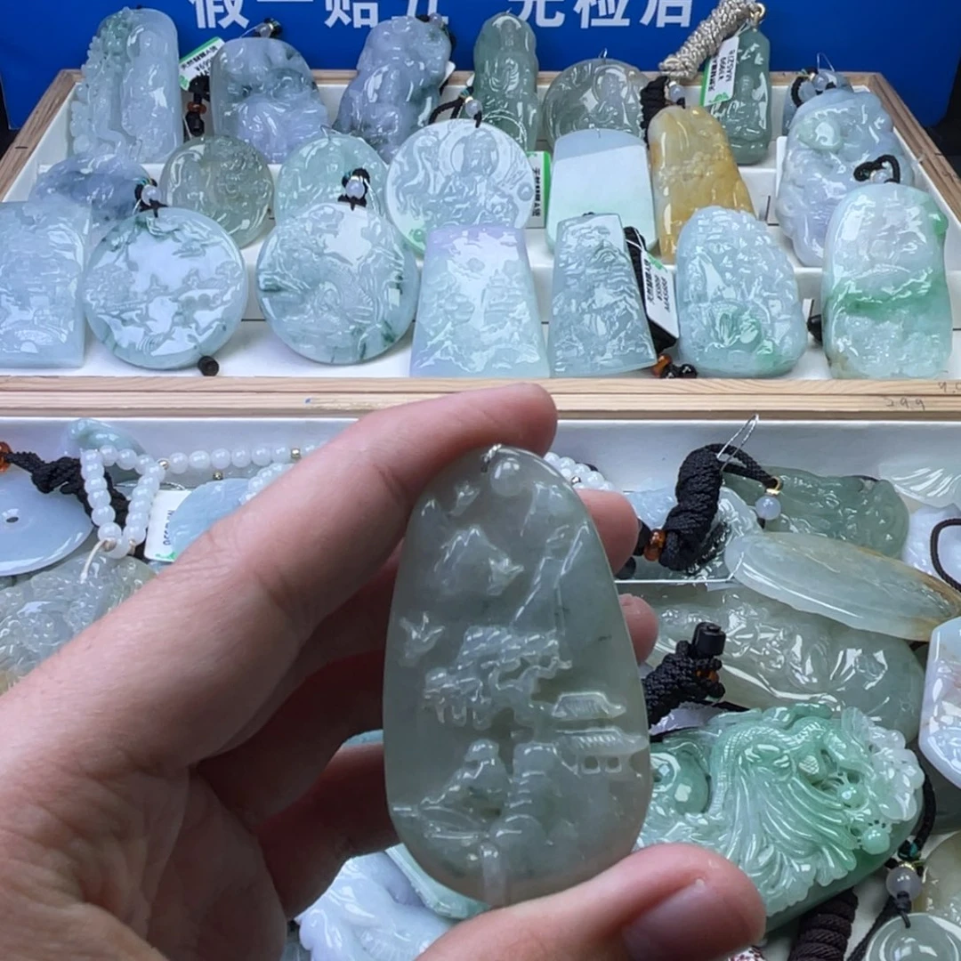 翡翠未镶嵌颈饰498