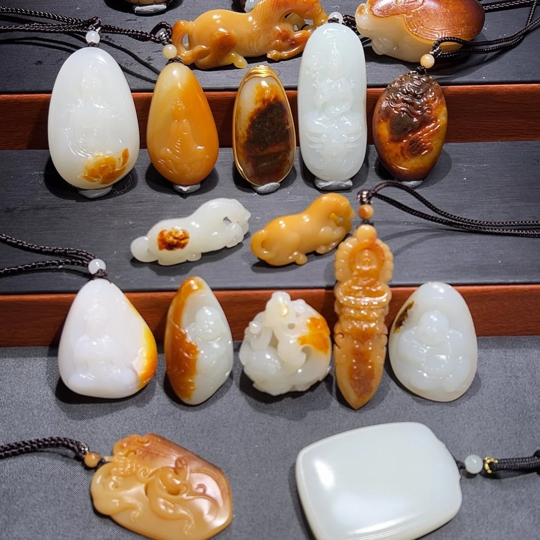 和田玉未镶嵌吊坠(不含链)