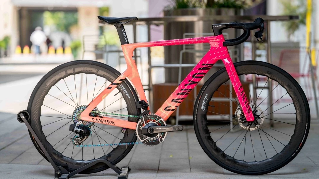 Canyon蚕蛹aeroad cfr女子队版破风公路车m码适合178-185左右