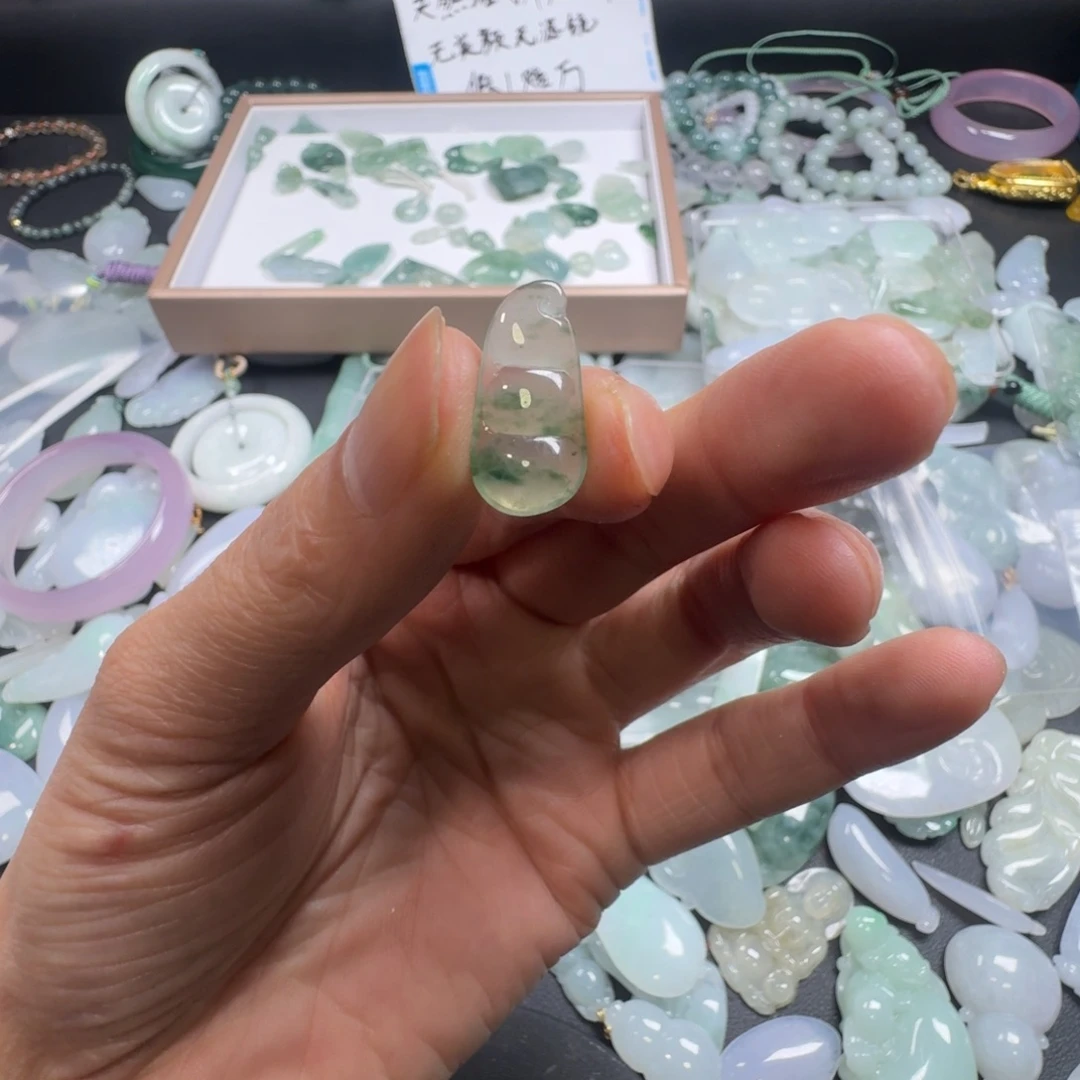 锦***程翡翠银S925镶嵌吊坠(赠链)天然缅甸A货翡翠豆子