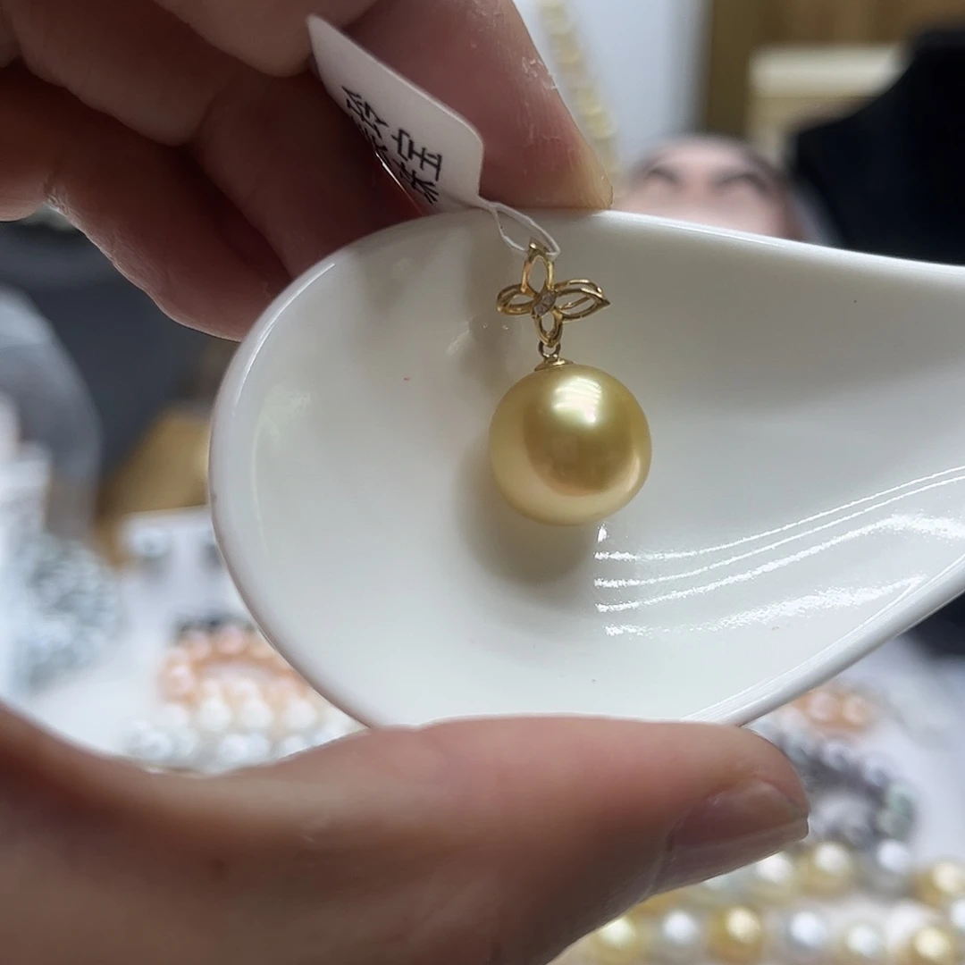海水珍珠18K金镶嵌颈饰