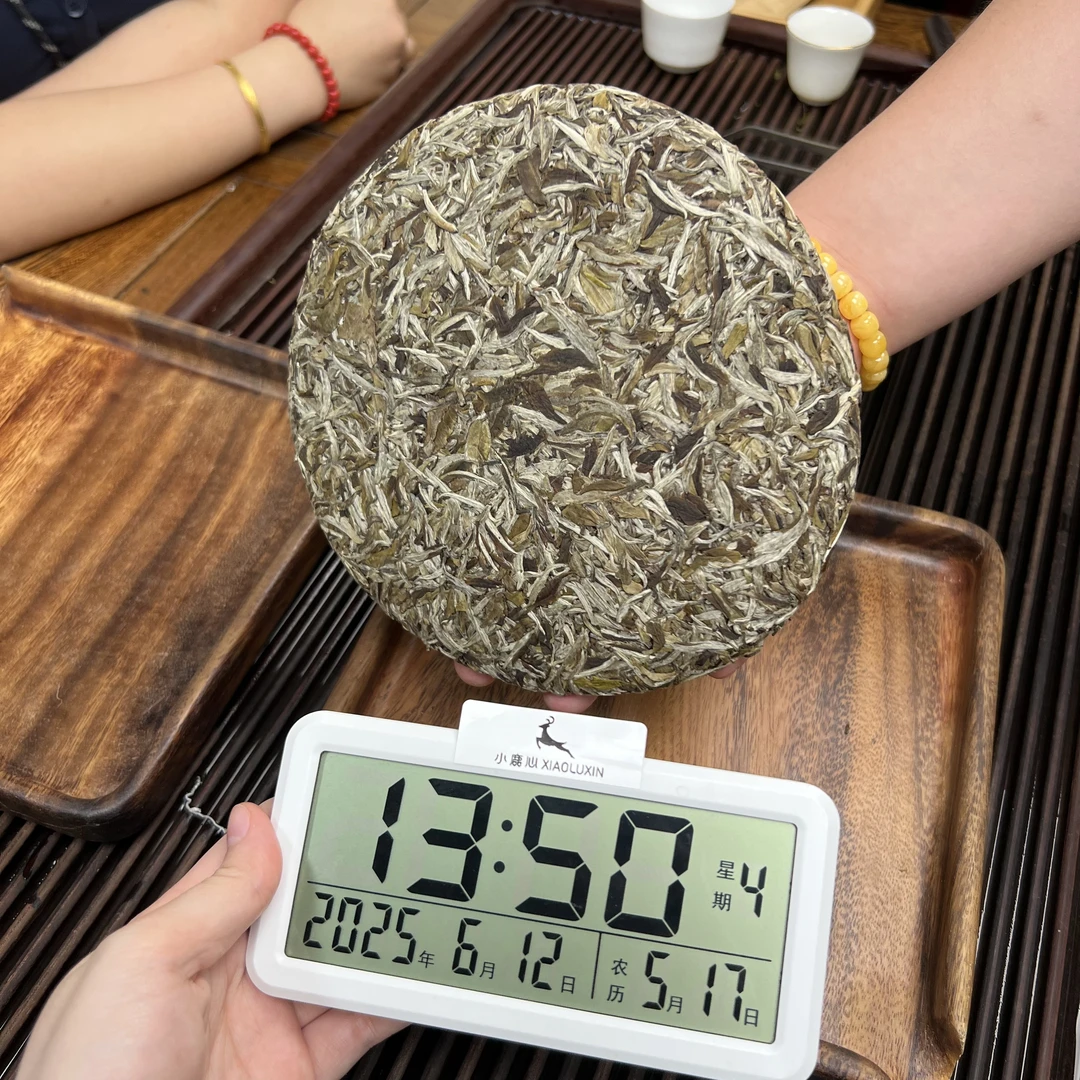 2017花香牡丹王饼  ⑤ 小鹿收茶 福鼎白茶 白茶 饼茶  6月12