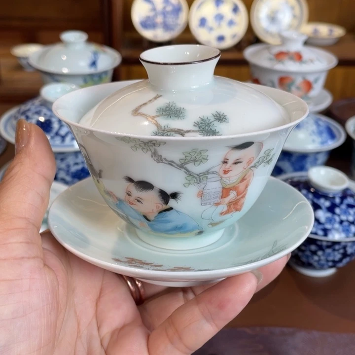 手工手绘童子盖碗（微瑕）