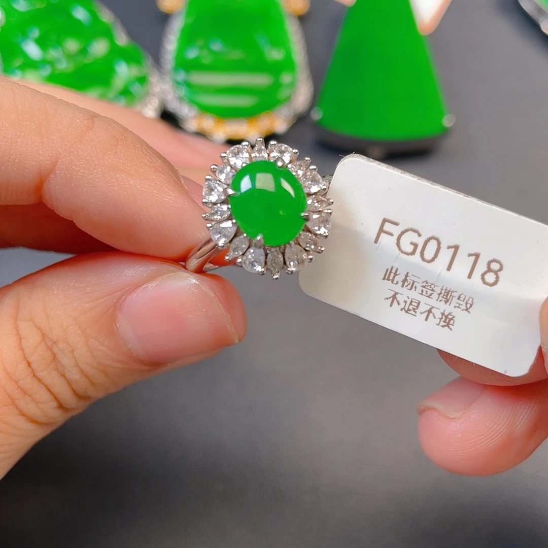 【闪购商品】颈饰银S925镶嵌翡翠翡翠