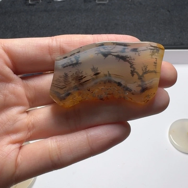 玛瑙/玉髓未镶嵌珠宝奇石