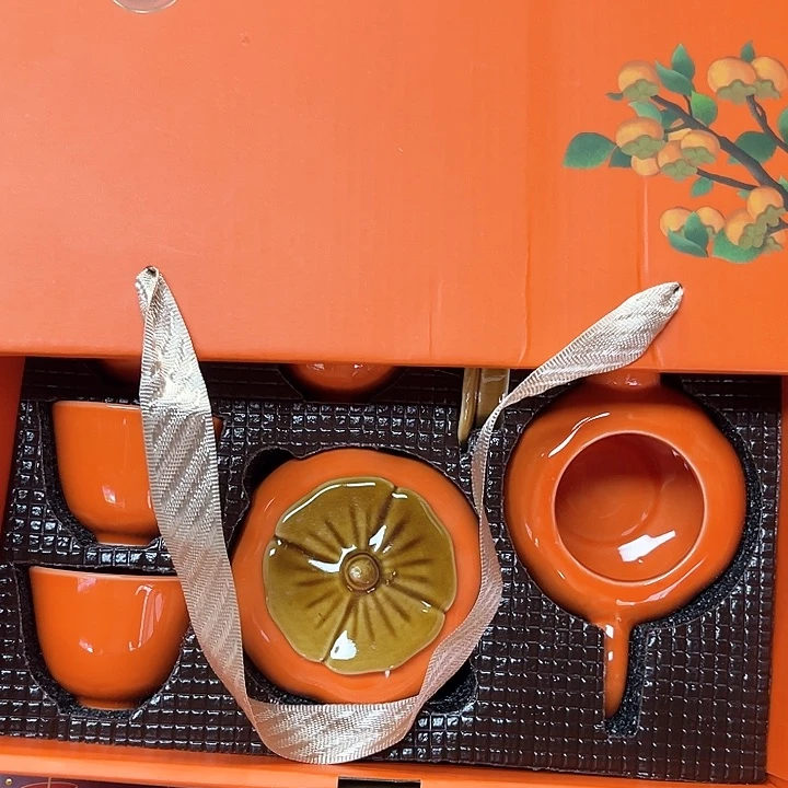 孤品茶具套装等。